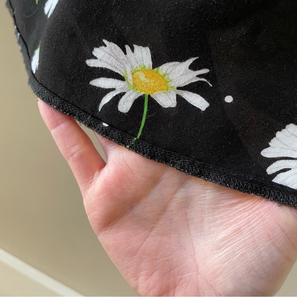 ASOS Black & White Daisy Floral Maxi Dress Size 6 - Picture 6 of 11